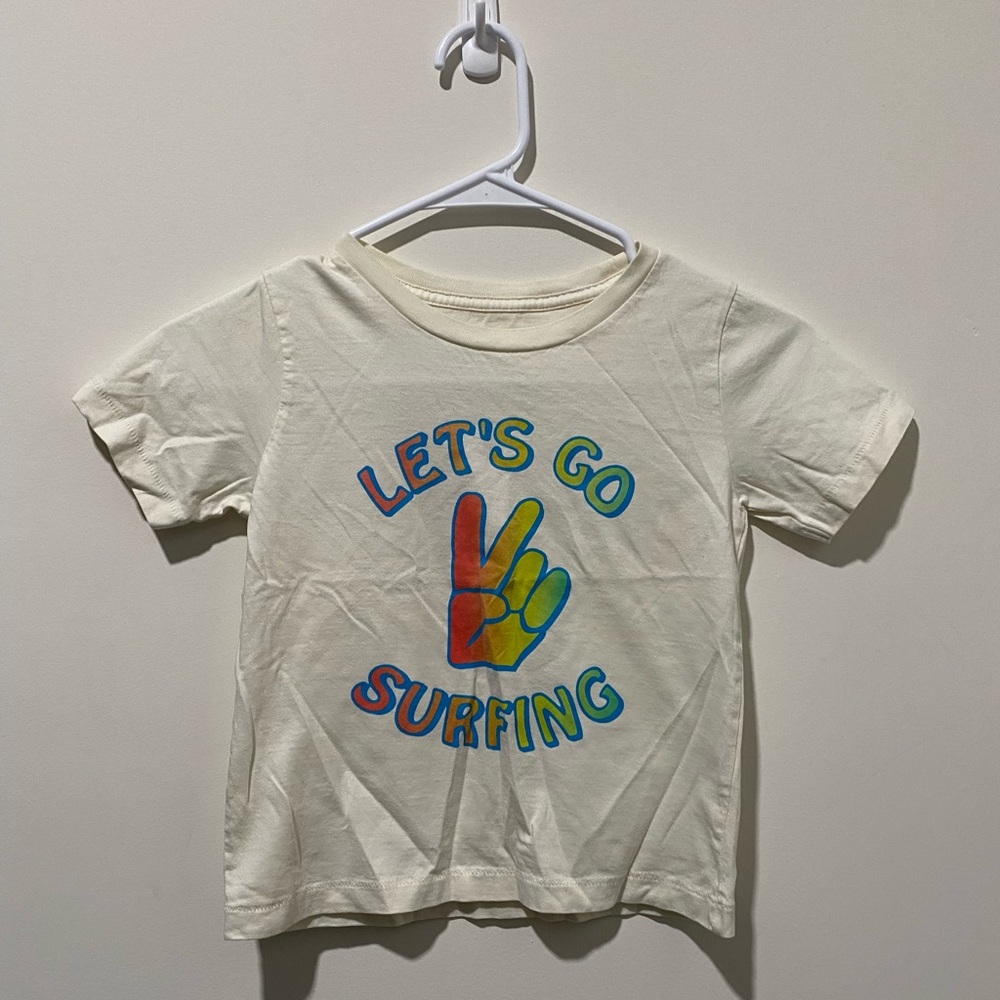 Peek Kids Cream Surfing Graphic T-Shirt size 4/5 Y Guc